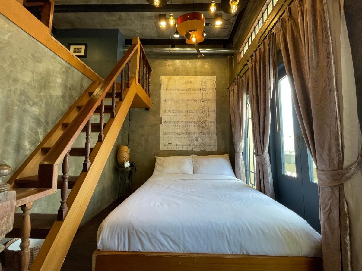 Central Old Town Cottage Bangkok Eksteriør bilde